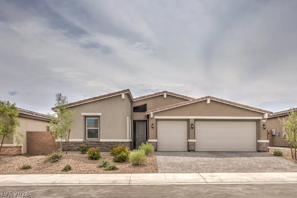 6261 Lamont Hills, Las Vegas, NV 89139