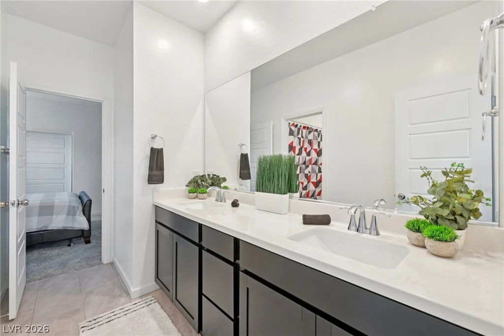 6261 Lamont Hills, Las Vegas, NV 89139