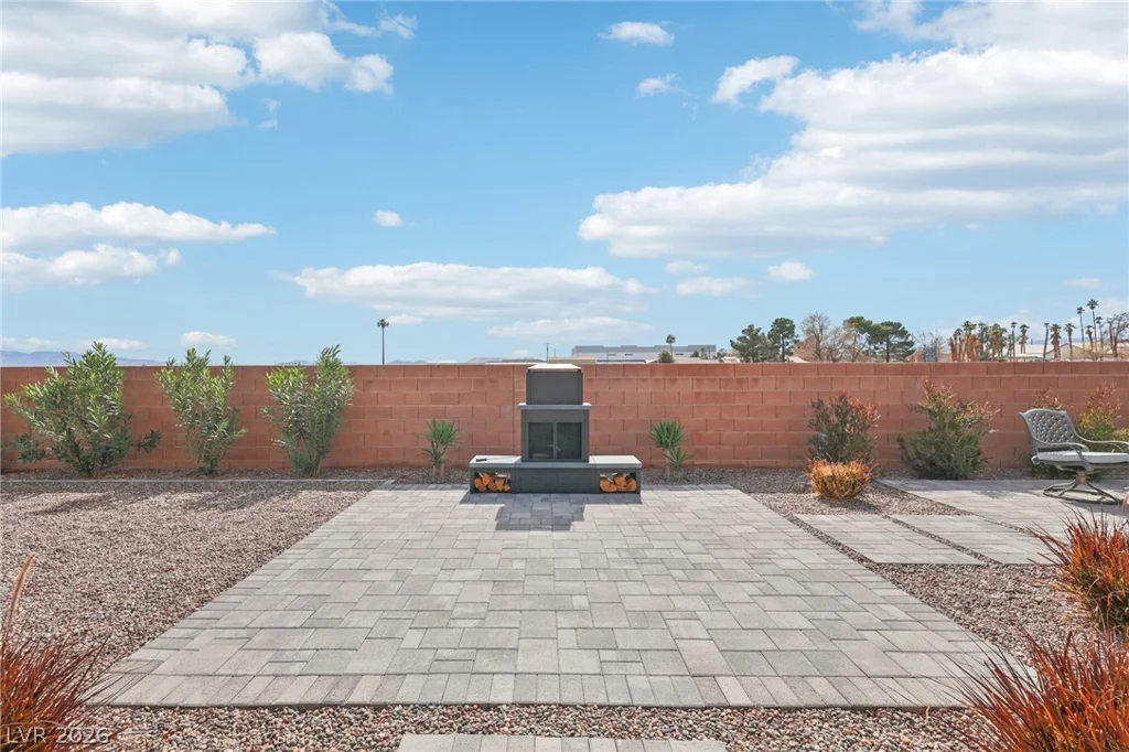6261 Lamont Hills, Las Vegas, NV 89139