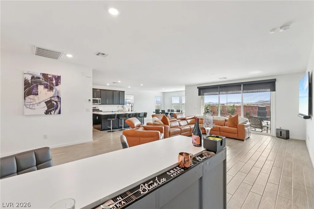 6261 Lamont Hills, Las Vegas, NV 89139