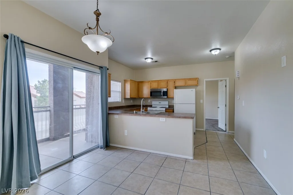 3812 Ormond Beach, Las Vegas, NV 89129