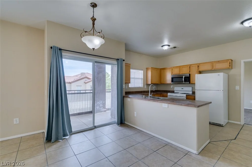 3812 Ormond Beach, Las Vegas, NV 89129