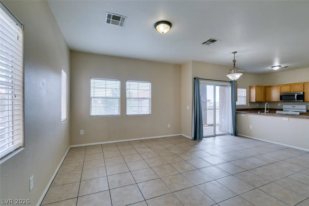 3812 Ormond Beach, Las Vegas, NV 89129