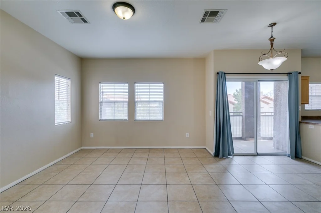 3812 Ormond Beach, Las Vegas, NV 89129