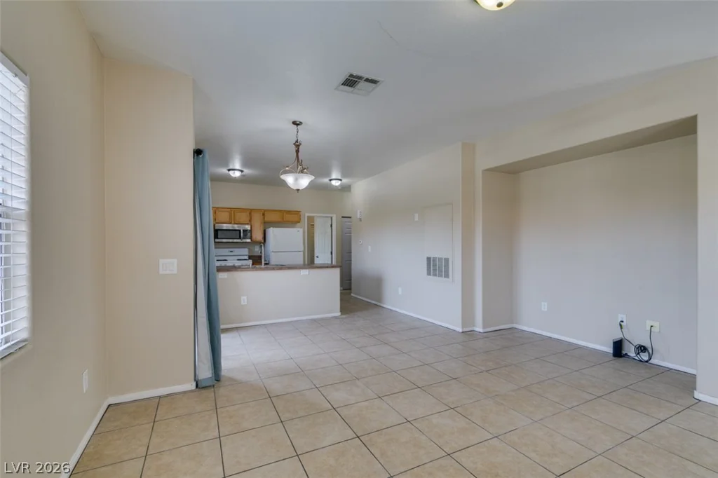 3812 Ormond Beach, Las Vegas, NV 89129
