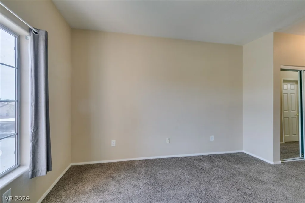 3812 Ormond Beach, Las Vegas, NV 89129