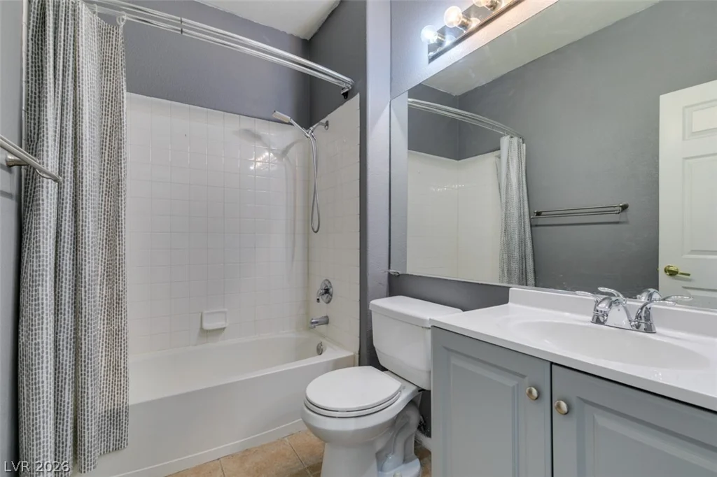 3812 Ormond Beach, Las Vegas, NV 89129