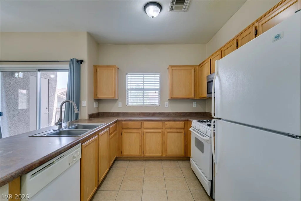 3812 Ormond Beach, Las Vegas, NV 89129