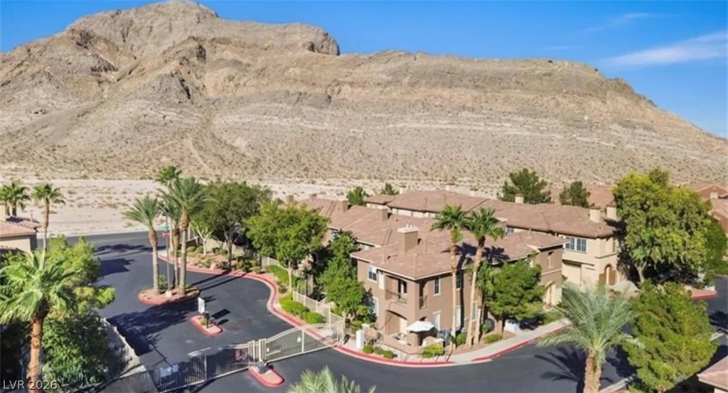 3812 Ormond Beach, Las Vegas, NV 89129