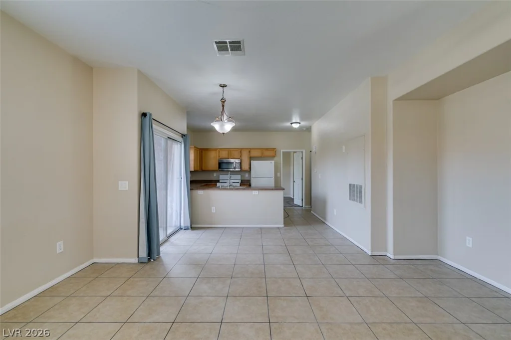 3812 Ormond Beach, Las Vegas, NV 89129