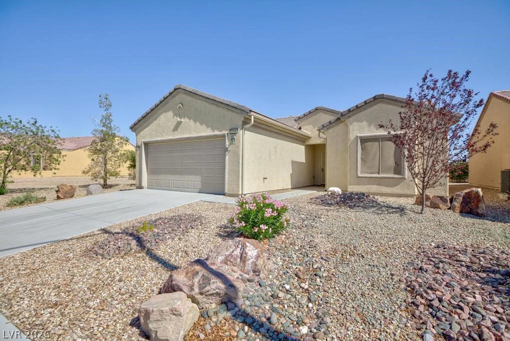 7716 Homing Pigeon, North Las Vegas, NV 89084