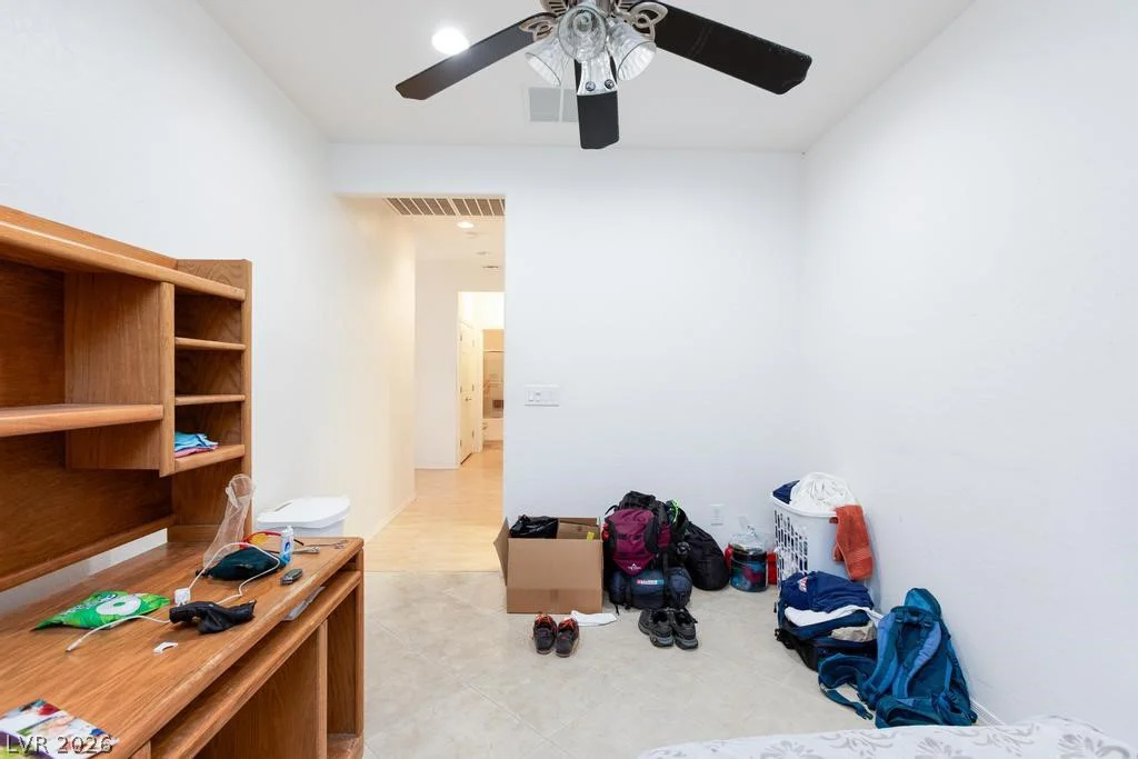 7716 Homing Pigeon, North Las Vegas, NV 89084