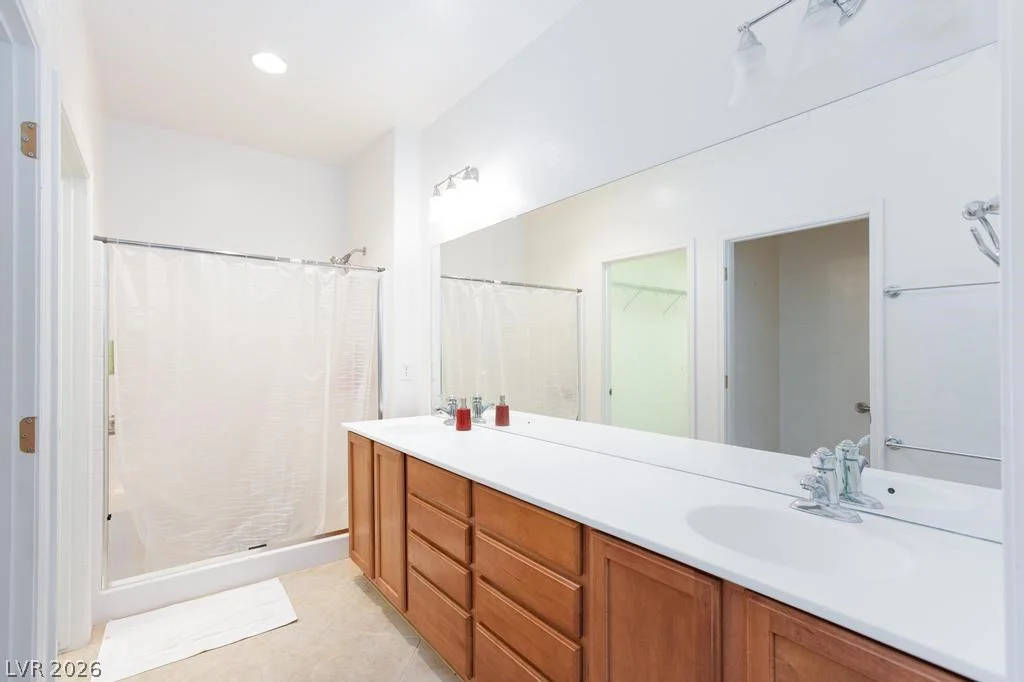 7716 Homing Pigeon, North Las Vegas, NV 89084