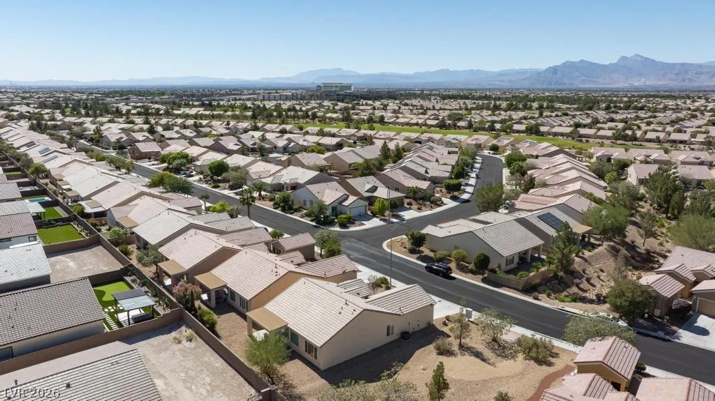 7716 Homing Pigeon, North Las Vegas, NV 89084