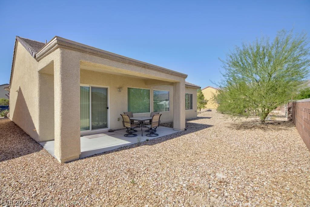 7716 Homing Pigeon, North Las Vegas, NV 89084