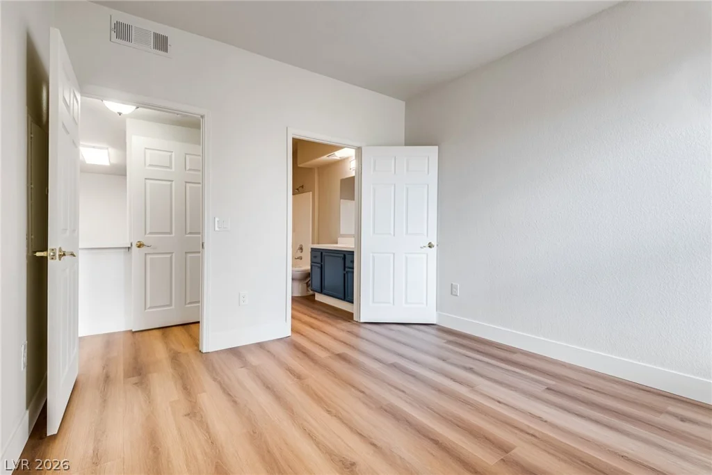 10550 Alexander, Las Vegas, NV 89129