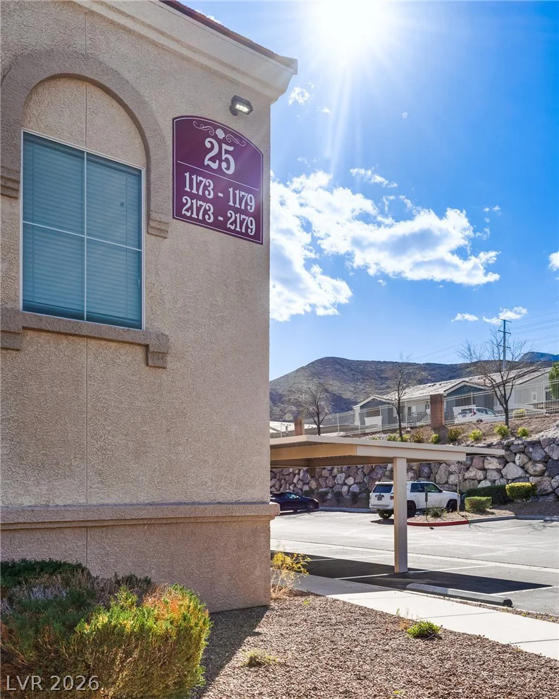 10550 Alexander, Las Vegas, NV 89129
