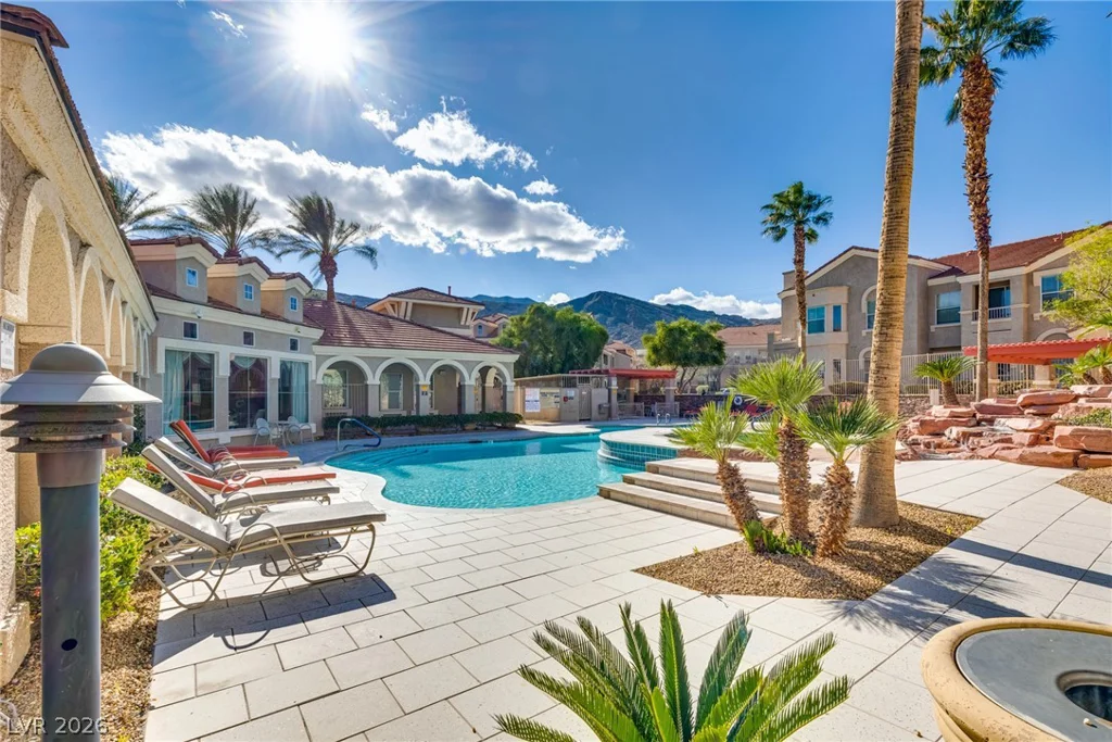 10550 Alexander, Las Vegas, NV 89129