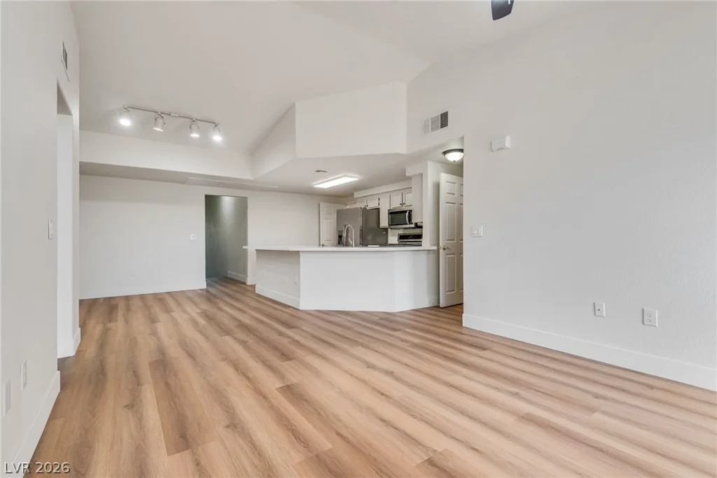 10550 Alexander, Las Vegas, NV 89129