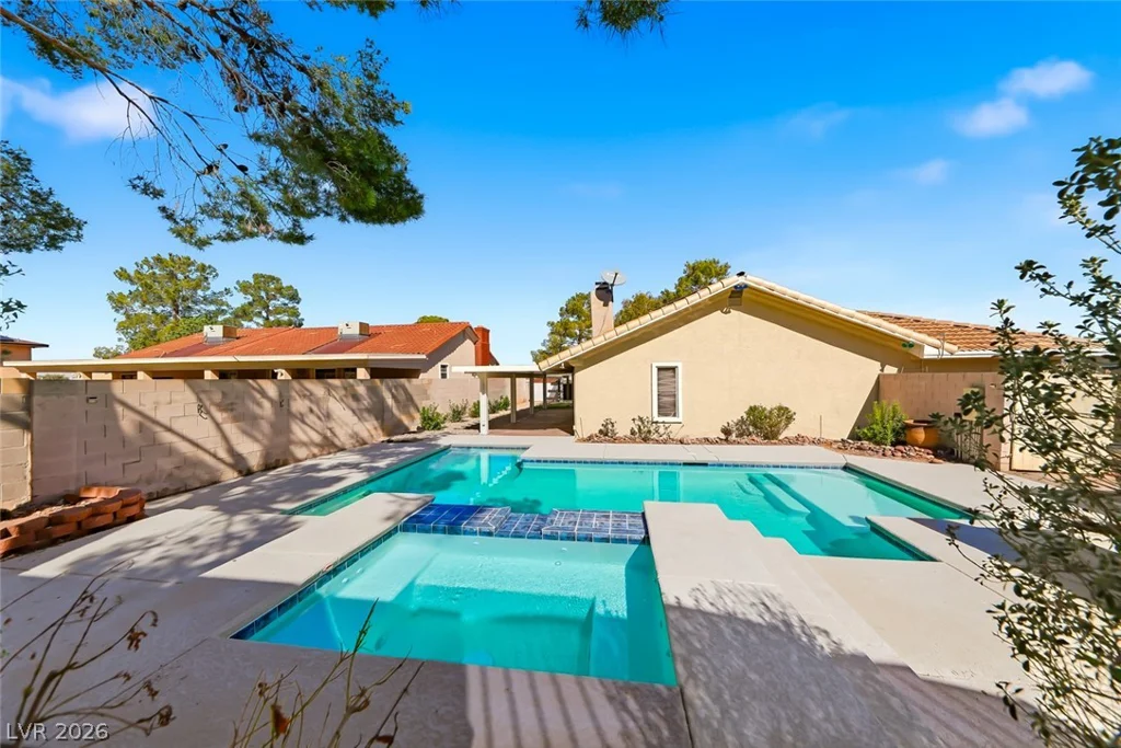 434 Crestway, Henderson, NV 89015