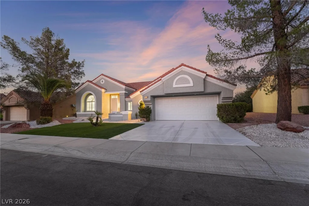 2528 Sunup, Las Vegas, NV 89134