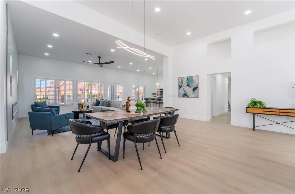 2528 Sunup, Las Vegas, NV 89134