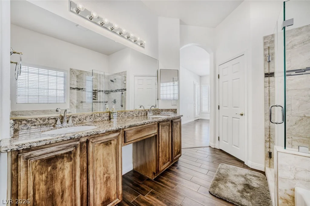 10668 Arundel, Las Vegas, NV 89135