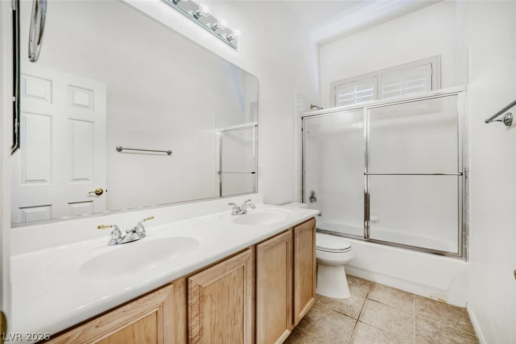 10668 Arundel, Las Vegas, NV 89135