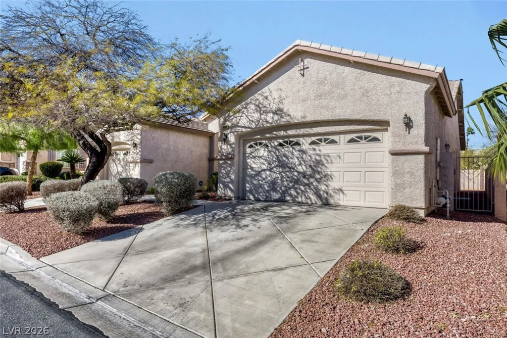10668 Arundel, Las Vegas, NV 89135