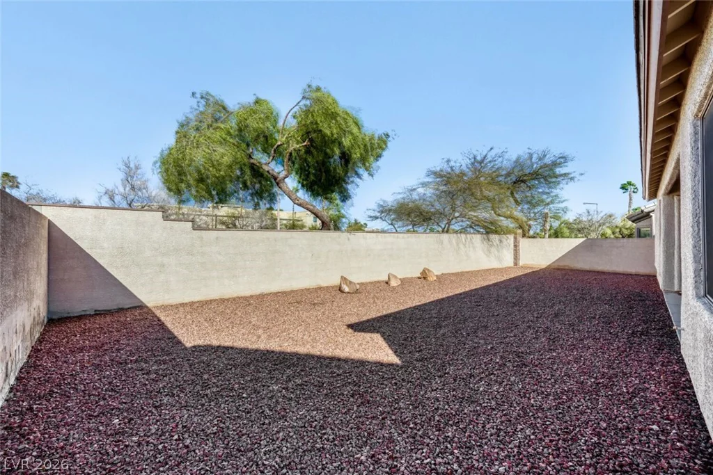 10668 Arundel, Las Vegas, NV 89135