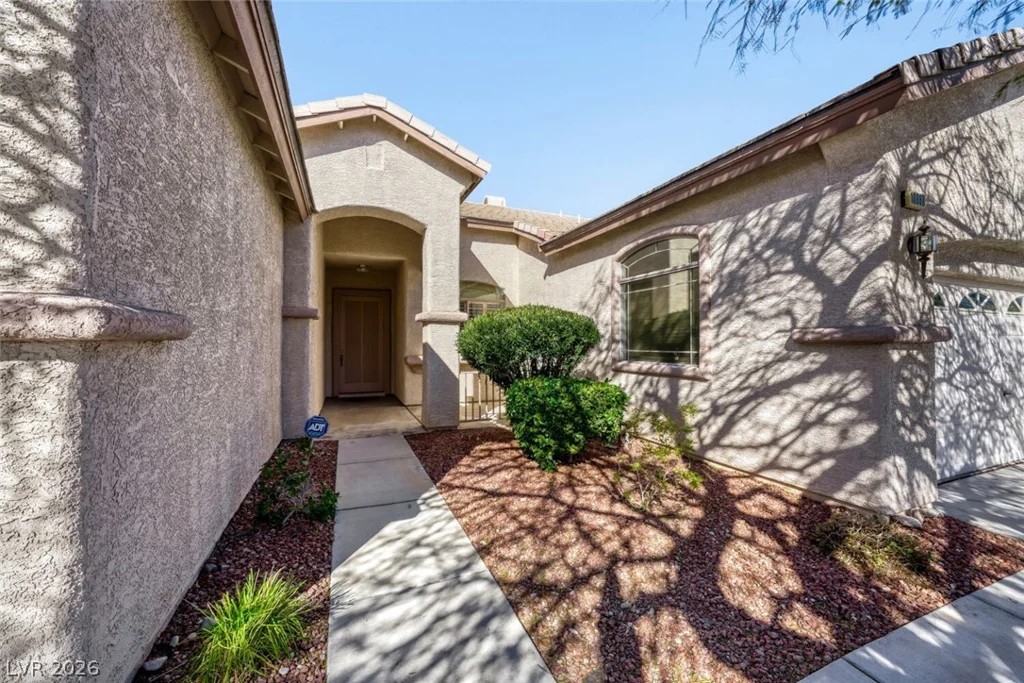 10668 Arundel, Las Vegas, NV 89135