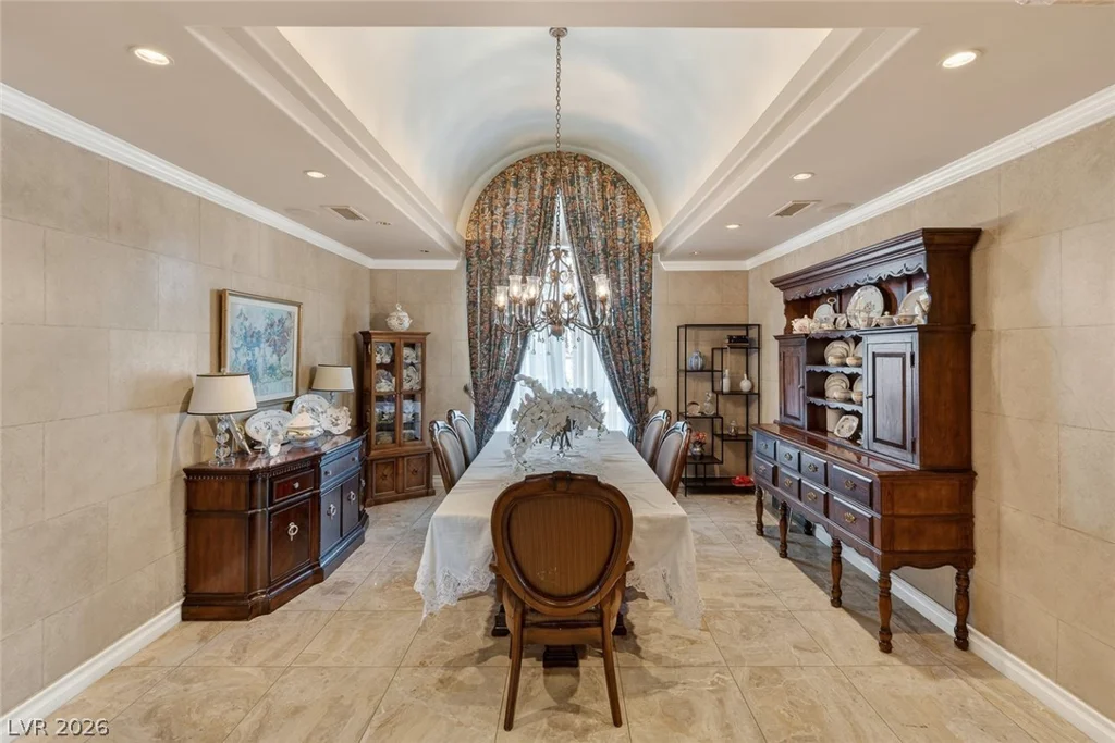 22 Burning Tree, Las Vegas, NV 89113