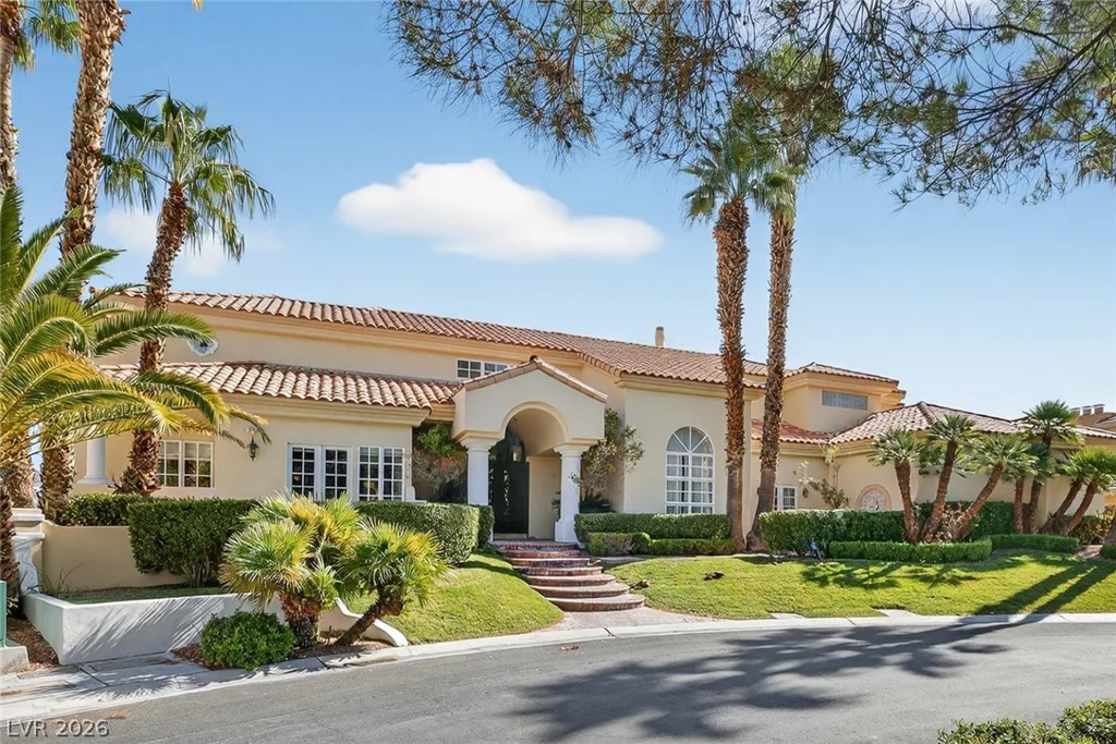 22 Burning Tree, Las Vegas, NV 89113