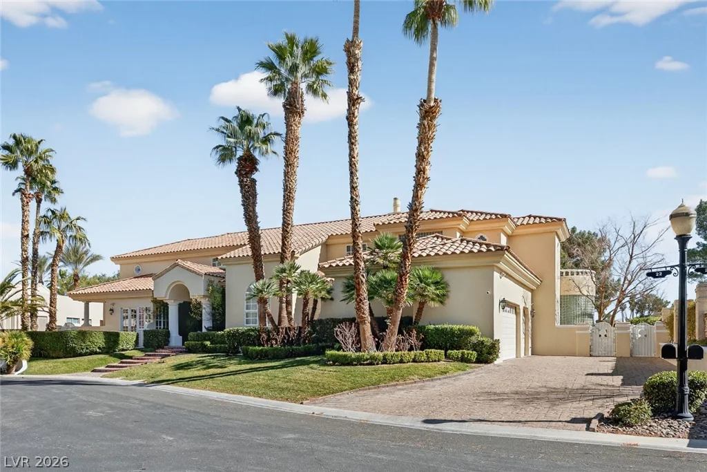 22 Burning Tree, Las Vegas, NV 89113