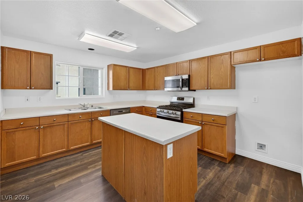 9165 Desirable, Las Vegas, NV 89149