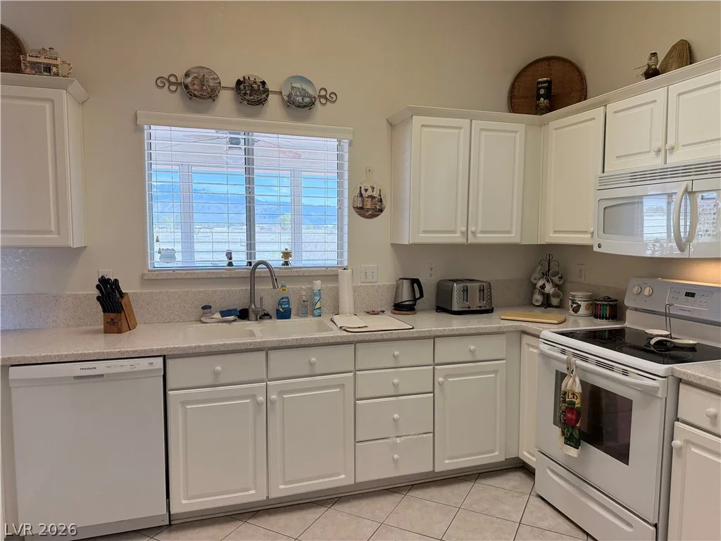 2031 Blagg, Pahrump, NV 89048