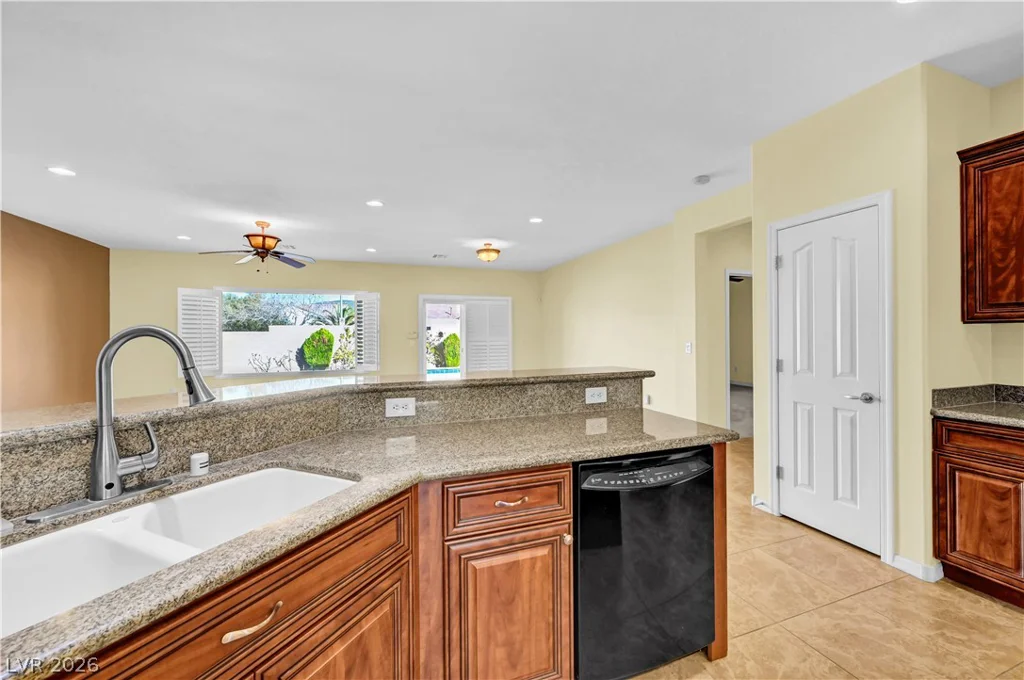 2258 Sandstone Cliffs, Henderson, NV 89044