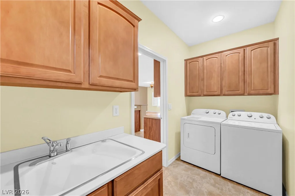 2258 Sandstone Cliffs, Henderson, NV 89044