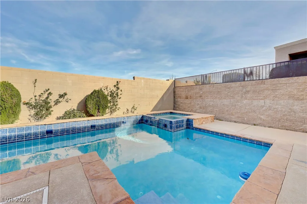 2258 Sandstone Cliffs, Henderson, NV 89044
