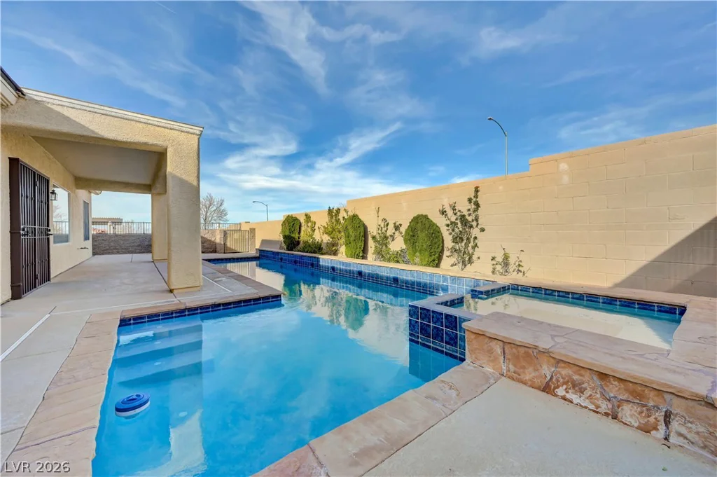 2258 Sandstone Cliffs, Henderson, NV 89044