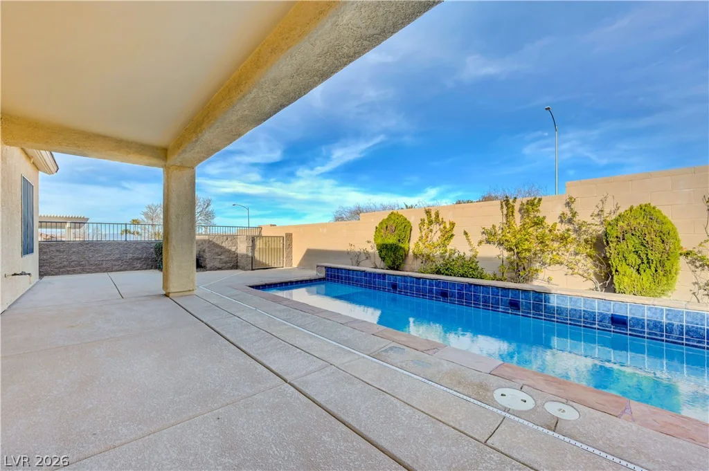 2258 Sandstone Cliffs, Henderson, NV 89044
