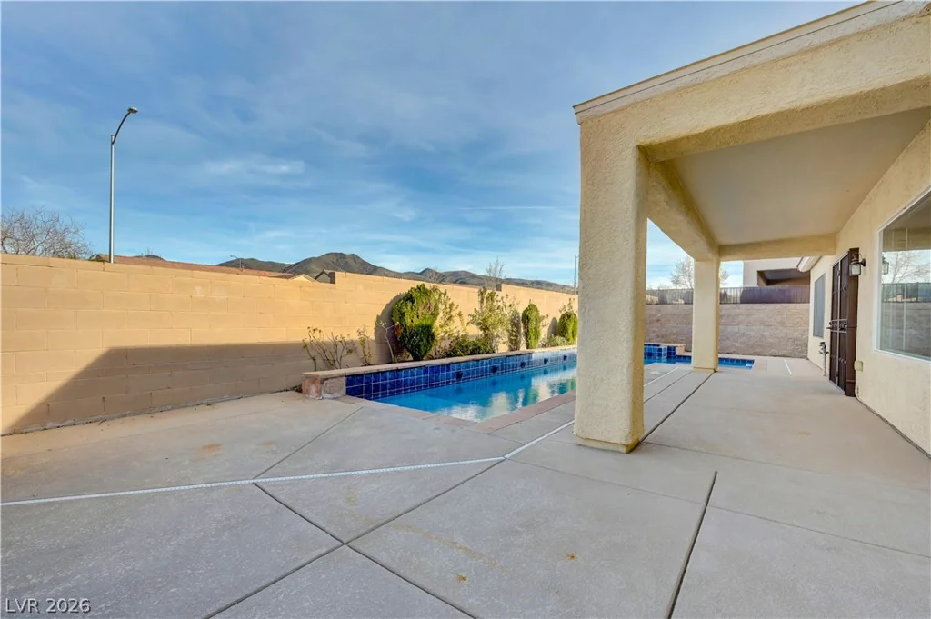 2258 Sandstone Cliffs, Henderson, NV 89044