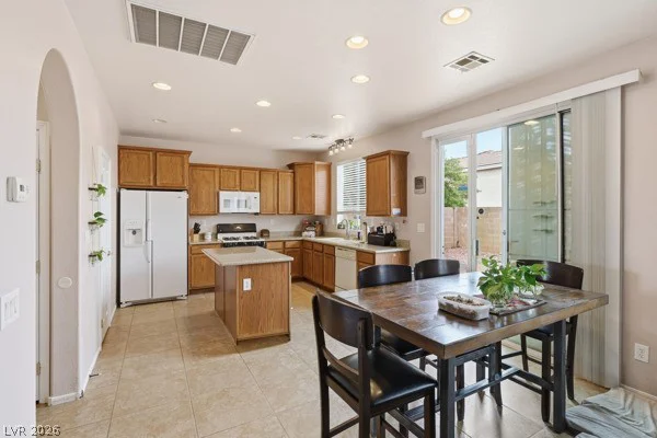 921 Trinity Pond, Henderson, NV 89002