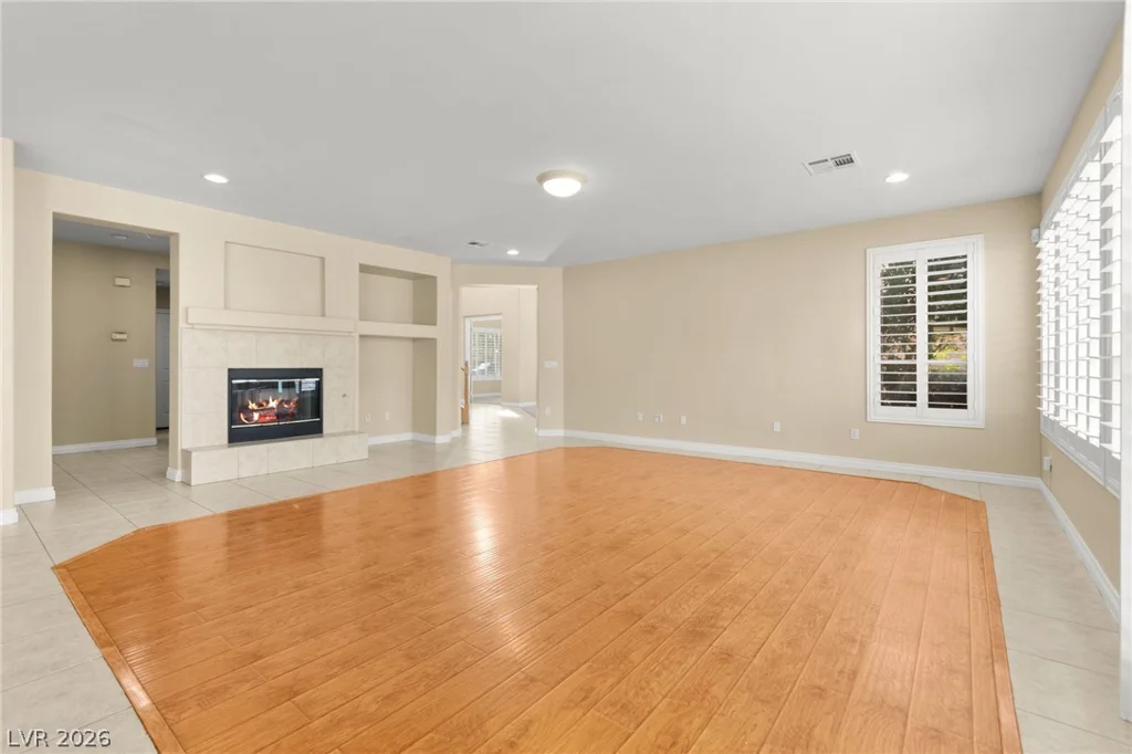 8054 Planting Fields, Las Vegas, NV 89117