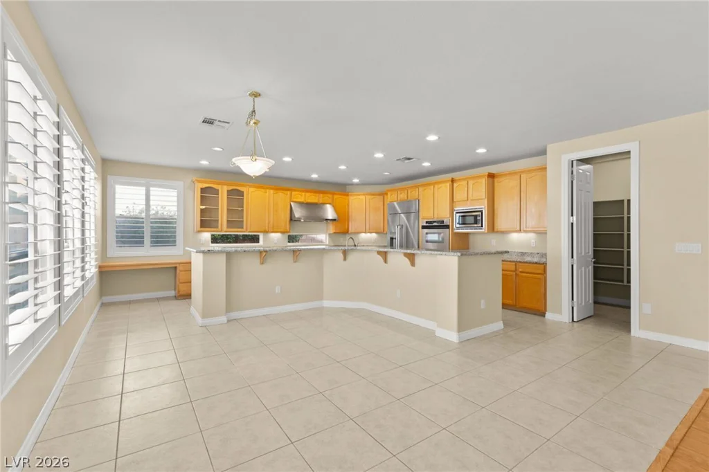 8054 Planting Fields, Las Vegas, NV 89117