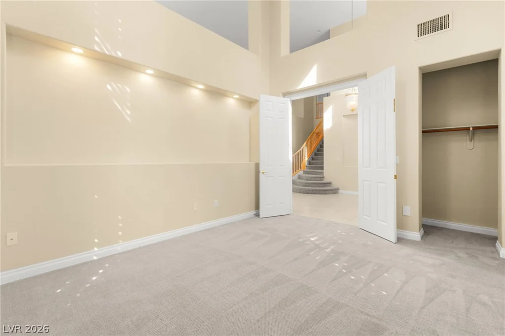 8054 Planting Fields, Las Vegas, NV 89117
