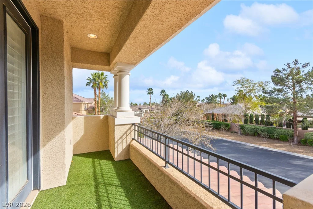 8054 Planting Fields, Las Vegas, NV 89117