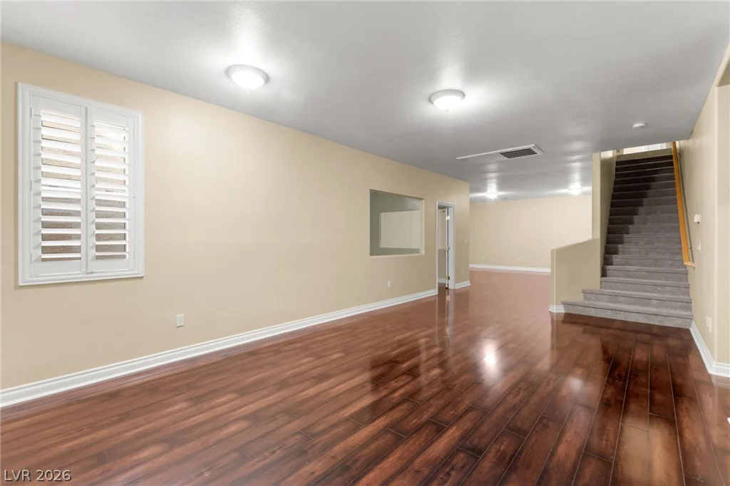8054 Planting Fields, Las Vegas, NV 89117