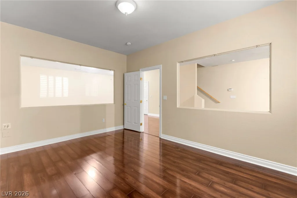 8054 Planting Fields, Las Vegas, NV 89117