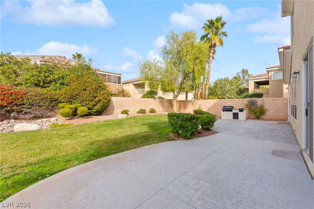 8054 Planting Fields, Las Vegas, NV 89117